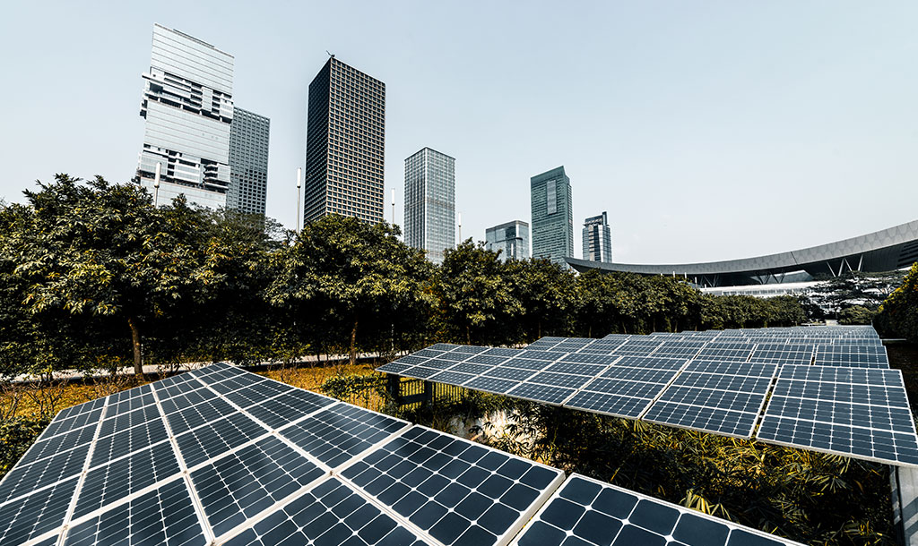 SET-commercial-snap-1