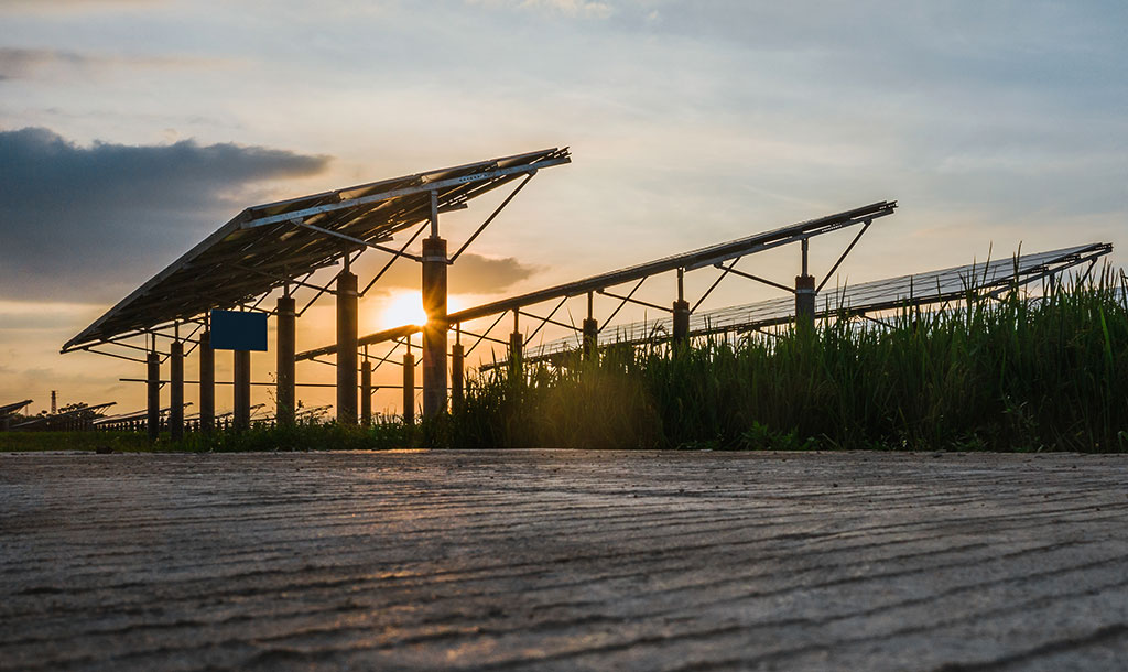 SET-commercial-snap2-1